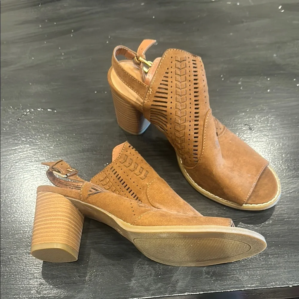 Universal Thread Brown Peep-Toe Ankle Booties - Picture 3 of 5